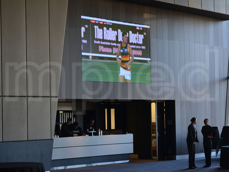 P5 indoor led billboard case of indoor advertising in France