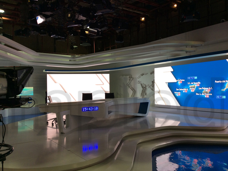 P2 indoor led screen case of TV station in France