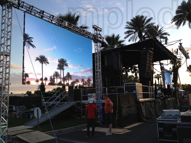 SMD Die casting Aluminum P4 LED panel display rental in Braz