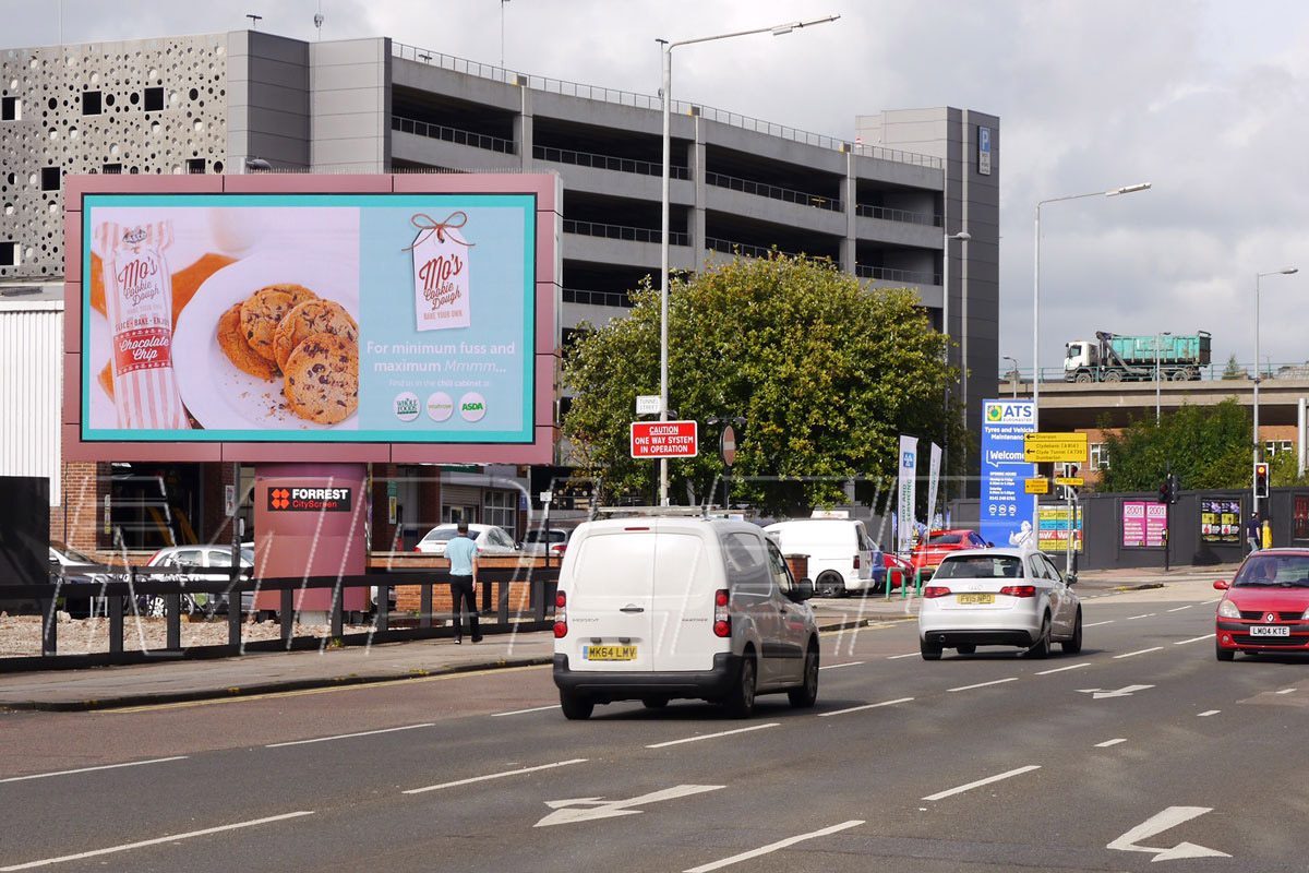 outdoor led display P10 in Forrest Media Finnieston Quay