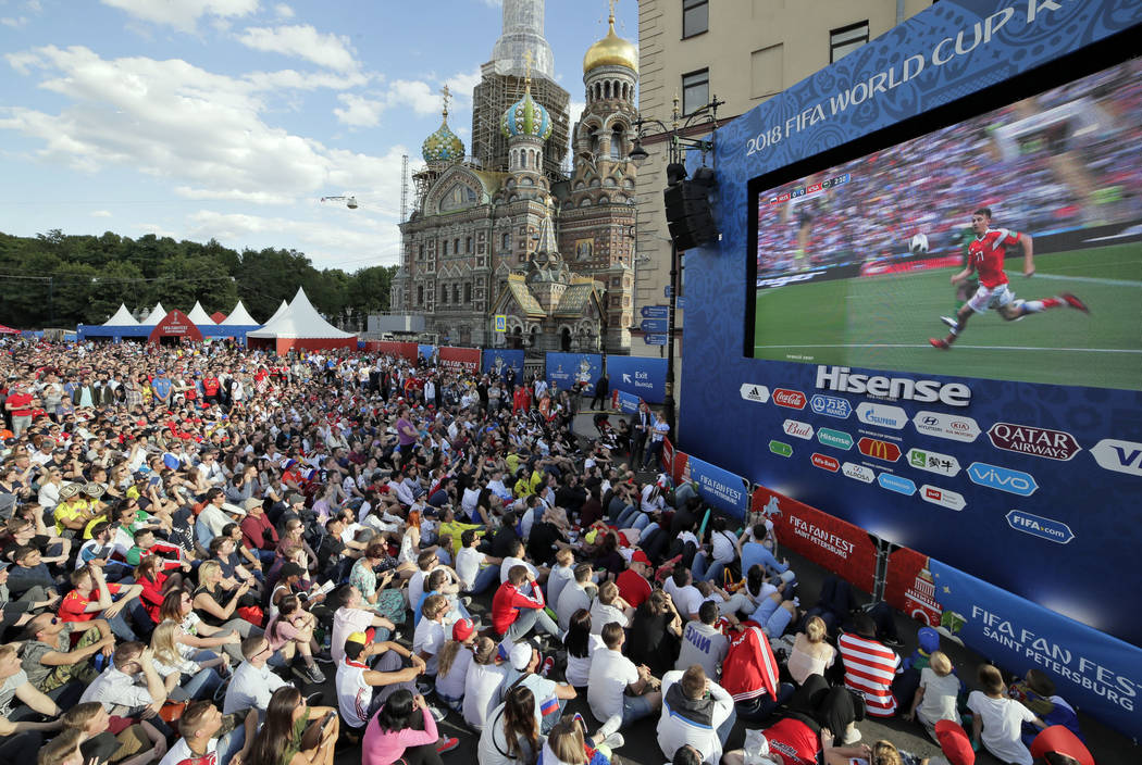 How to Choose the Best LED Screen Outdoor for Fan zones?