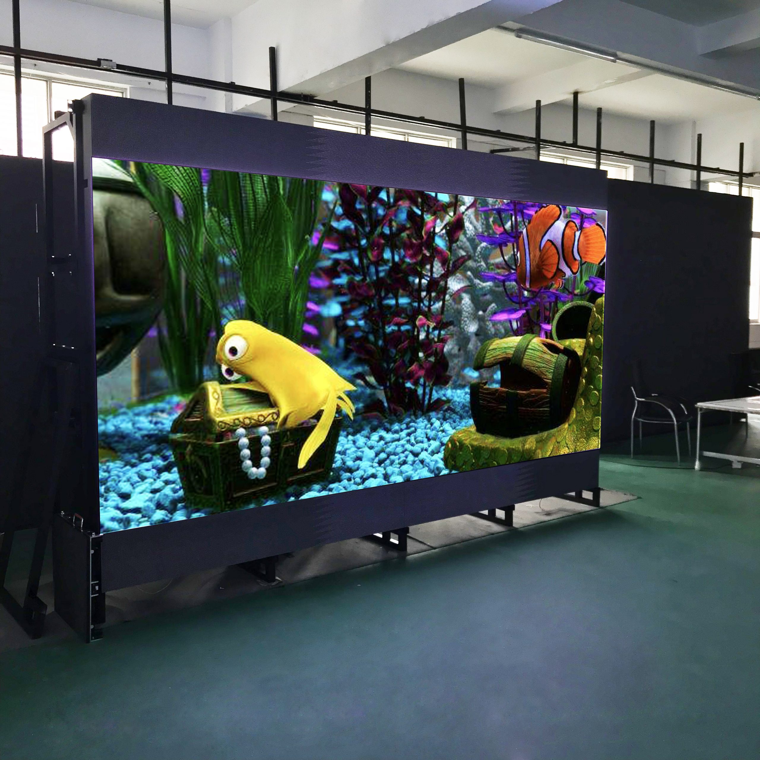 Why Businesses Need To Invest in LED Screen Indoor