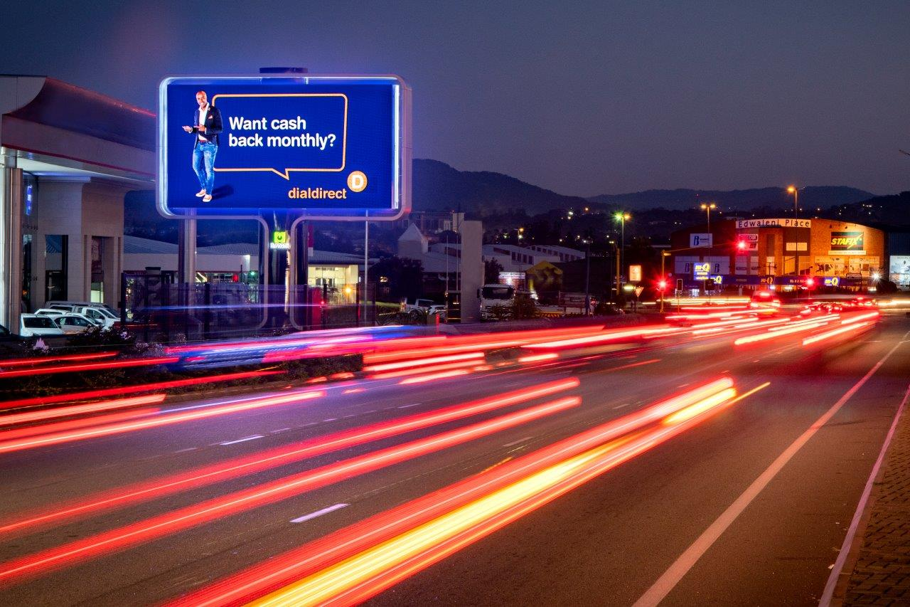 Led Billboard Advertising: 5 reasons to Brand Your Company on Led Panels