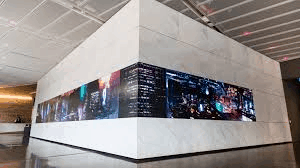 Advertising with P2.5 indoor led display: Pros and Cons